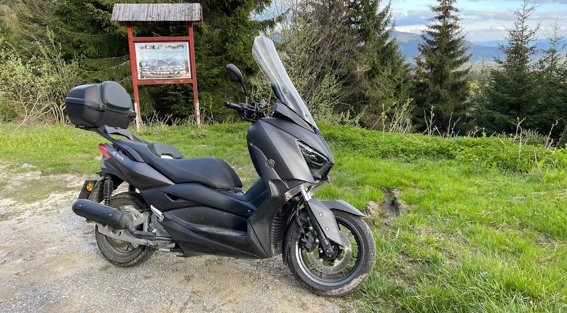 Prečo vzniklo Na skútri